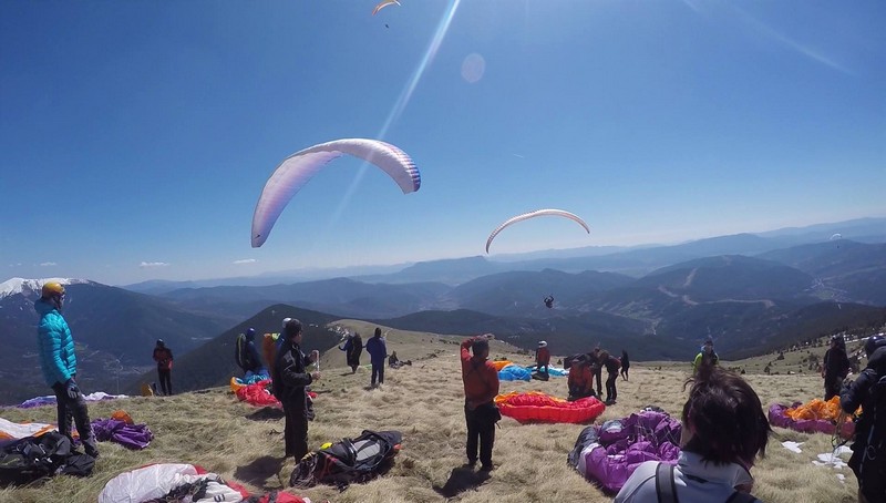 Despega el Campeonato Navarro de Parapente.